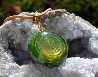 Green Orgonite Pendant with Copper Lakhovsky – Unique Jewelry Gift