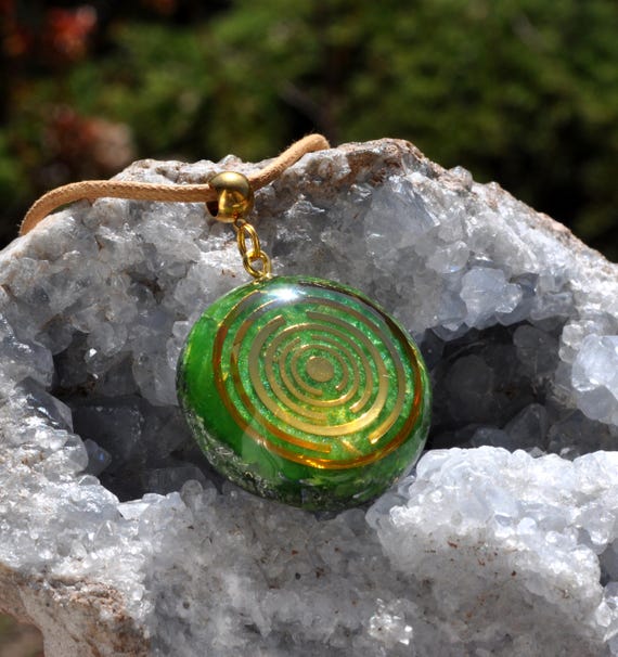 Green Orgonite Pendant with Copper Lakhovsky – Unique Jewelry Gift