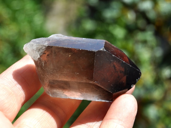 A SMOKEY Quartz Point  Natural Terminated Crystal - 56 gram  - FREE Delivery