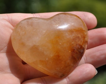 GOLDEN HEALER Quartz Heart  96 gram / 3.38 Oz - Free Delivery