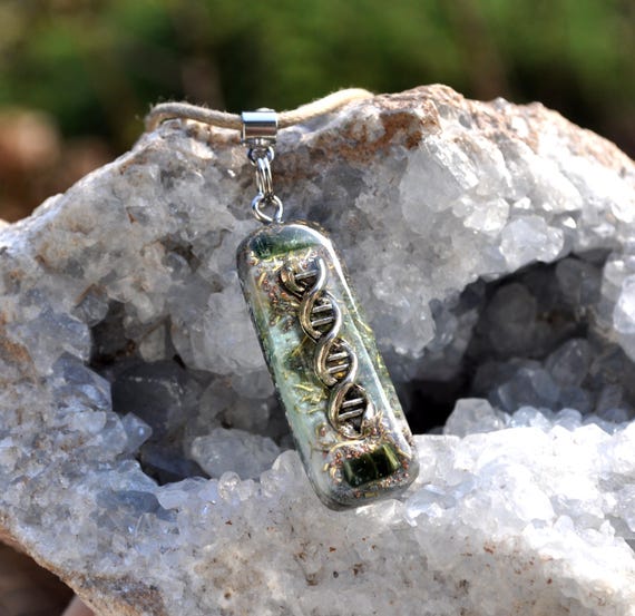 DNA Orgonite® Orgone Pendant Necklace with green Tourmaline crystals Unisex