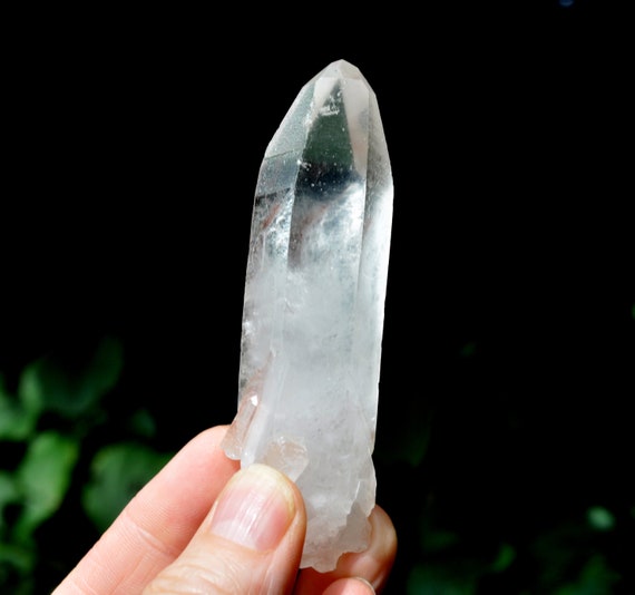 Natural terminated clear quartz Crystal, 77 grams 2.71 Oz - FREE Shipping
