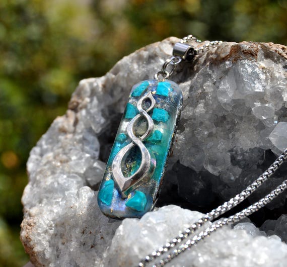 Chrysocolla Orgonite Pendant Necklace – Unisex Crystal Jewelry
