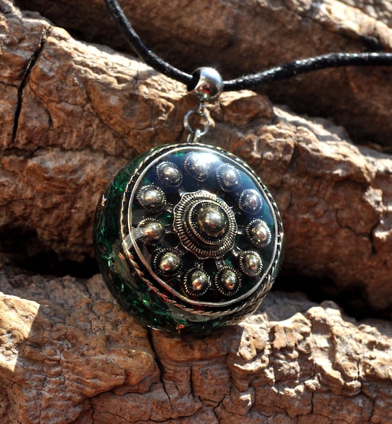 Dutch Knot Zeeland Knot Zeeuwse knoop Orgonite pendant – Protection Jewelry