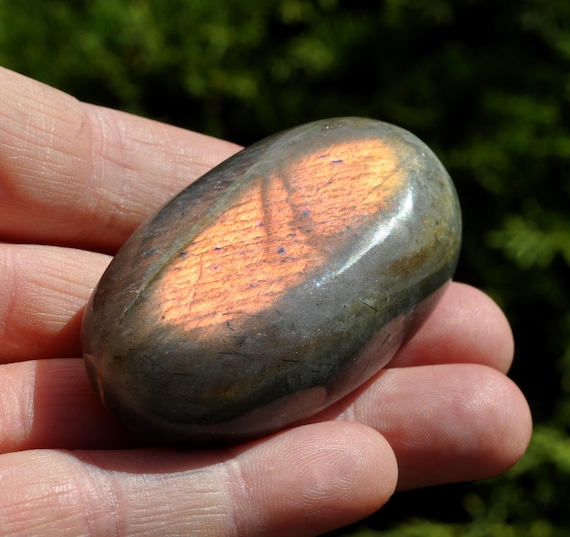 SUNSET LABRADORITE - Orange Purple Labradorite Palm Stone -  65g - 2.3Oz - Free Delivery!