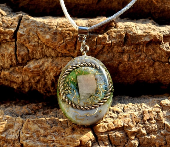 Kunzite Tensor Ring Orgonite Necklace