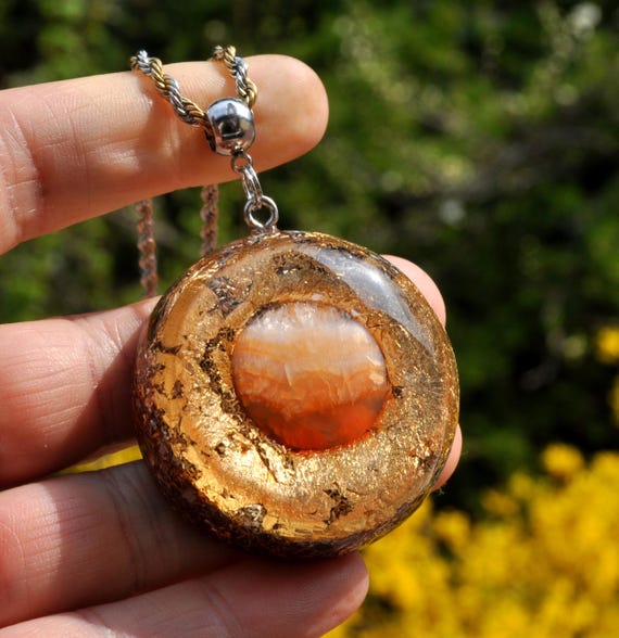 SUNSET CARNELIAN Orgonite Pendant Gold - EMF Harmonizer 5G - Unisex