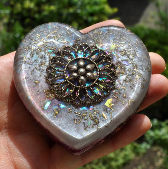 Heart Orgonite® Orgone Generator® Disc Charger - EMF Harmonizer - Hand Polished - 157g - 5.53Oz
