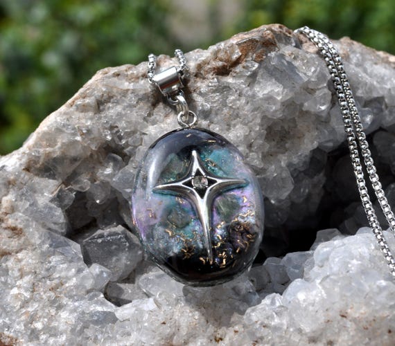 Handmade Orgonite® Pendant with Labradorite, Star Design – Energy Necklace for Empaths, Starseeds & Spiritual Alignment