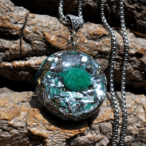 EMERALD Orgonite® Pendant Necklace with Silver UNISEX