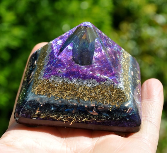 TITANIUM Quartz Orgonite® Giza Pyramid 155 gram - 5.46 Oz - EMF Harmonizer Free Delivery