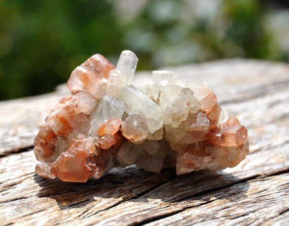 White Aragonite Crystal Cluster, Sputnik Crystal, 28 gram - 1 Oz
