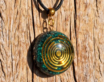 Lakhovsky Pendant Emerald Green Orgonite®  Pendant Necklace  - EMF Harmonizer - Unisex