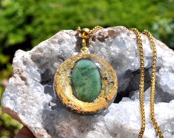 Collier pendentif Orgonite® en jade vert porte-bonheur, grand modèle - Unisexe