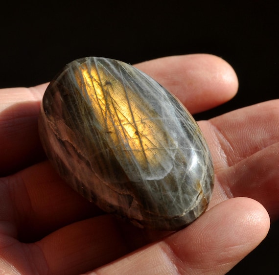 SUNSET LABRADORITE Palm stone 1.76Oz - 50g - Flash on Both Sides ! Free Shipment !