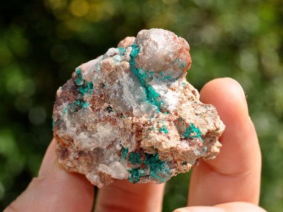 Dioptase in Quartz natural raw rough cluster - 54 grams - 1.90 Oz - FREE Delivery