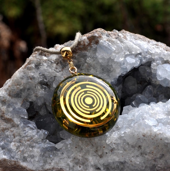 Lakhovsky Pendant Green Orgonite®  Pendant Necklace  - EMF Harmonizer - Unisex