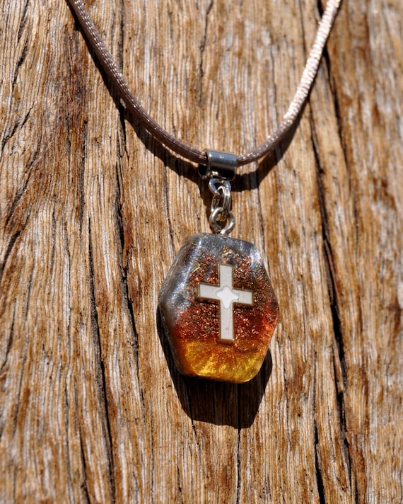 Handcrafted Hexagon Orgonite with White Cross Pendant – Crystal Necklace for Energy & EMF Protection