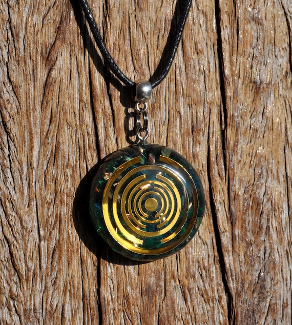 Lakhovsky Pendant Emerald Green Orgonite®  Pendant Necklace  - EMF Harmonizer - Unisex