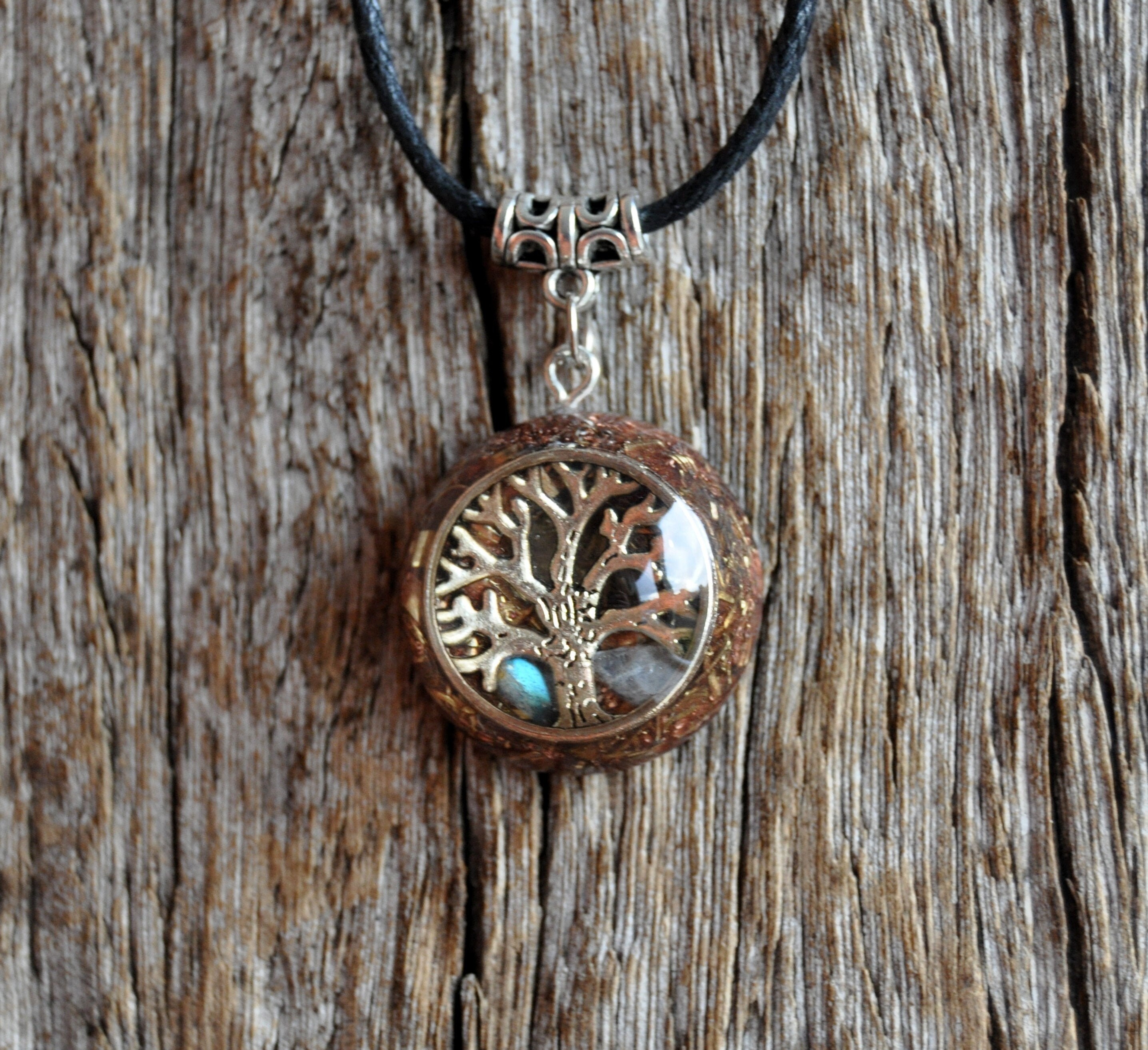 Orgone Orgonite® Pendant Flash Labradorite necklace, EMF