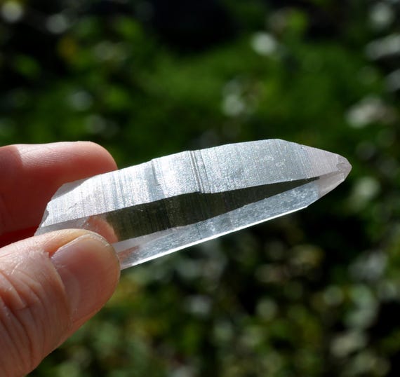 CLEAR LEMURIAN Quartz Crystal - 25 grams 0.88 Oz - Free Delivery Worldwide