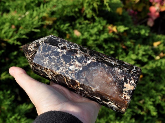 Large Black OPAL Tower  - Opal Obelisk  1067g - 37.63Oz - Madagascar