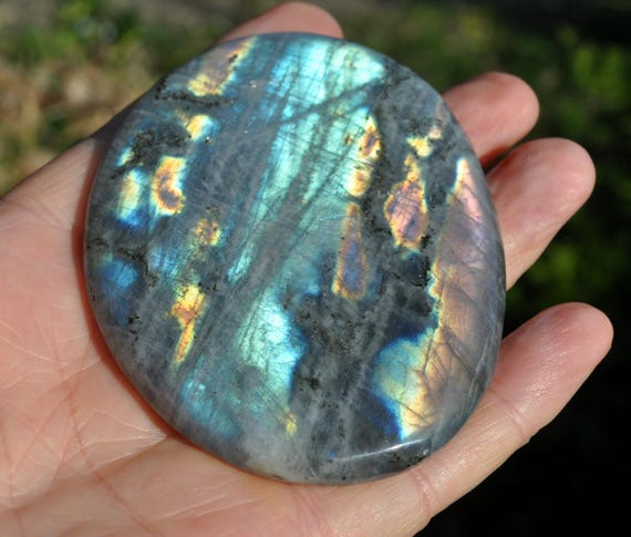 Large FLAT LABRADORITE Palm Stone Flash  3.10Oz - 88g - Free Shipment !