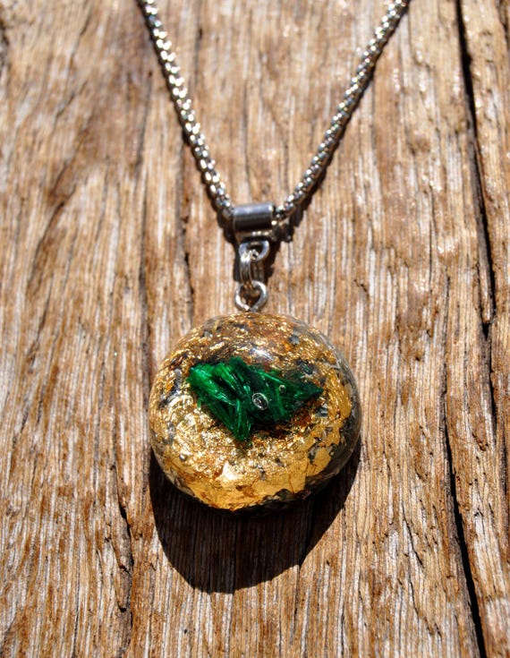 SILK MALACHITE Orgonite® Pendant Necklace - Unisex