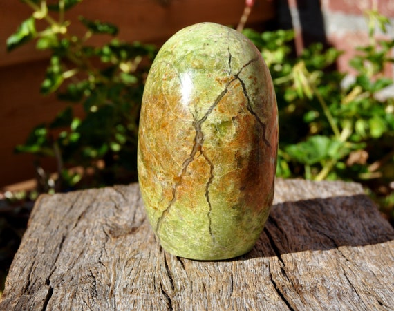 GREEN OPAL Freeform Standing Sculpture 432 grams - 15.24 Oz