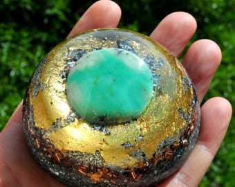 Chrysoprase Orgonite Dome Orgone Generator EMF Harmonizing Crystal Spiritual Decor Gift Quartz Shungite