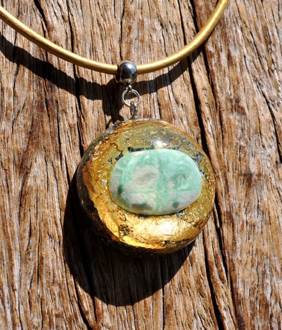 Garnierite Orgonite Pendant – Handcrafted Necklace with 24k Gold Leaf – 4.2 cm