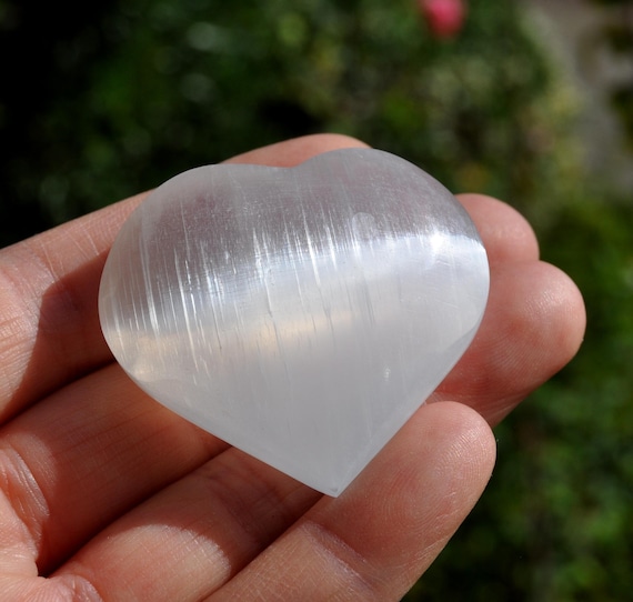 Selenite Heart Carving – 4.3cm Crystal Decor