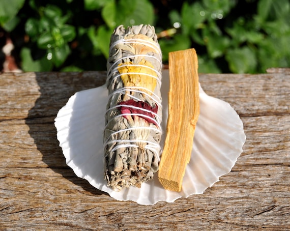 GIFT SMUDGE Set Floral White Sage + Palo Santo + Shell Set, Energy Purification