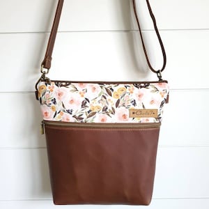 Crossbody Bag, Leather Crossbody, Leather Crossbody Bag, Cross body bag, Leather Bag, Purse, Shoulder Bag, Floral ,Womens