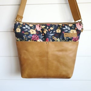 Leather Bag, Leather Crossbody, Leather Crossbody Bag, Cross body bag, Leather Bag, Shoulder Bag, Navy Floral, Womens