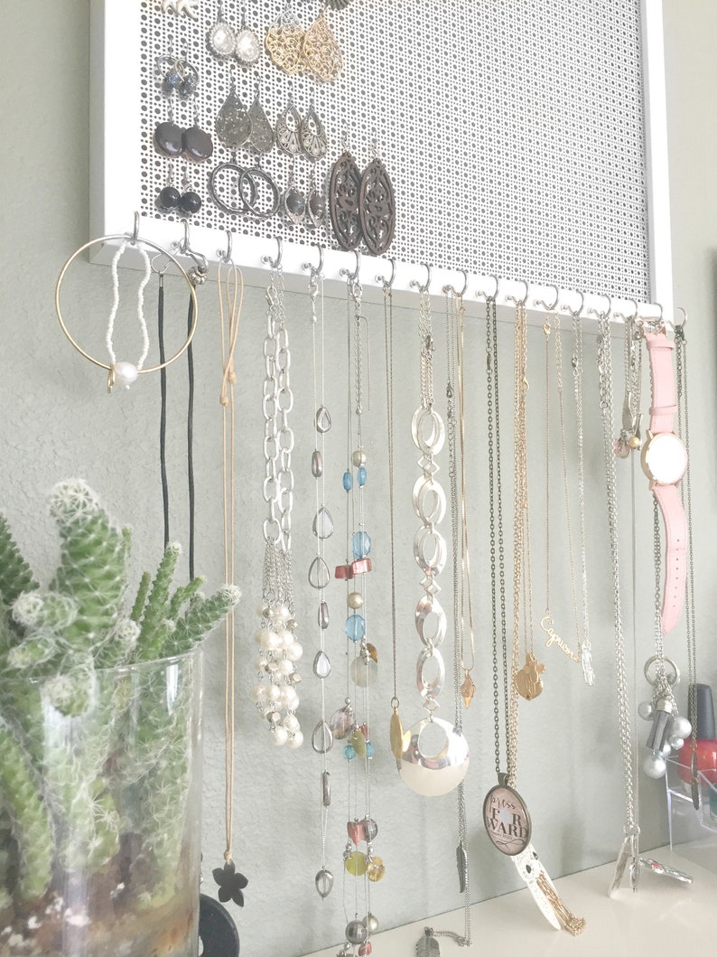 17 Necklace Hooks White Frame Hanging Jewelry Organizer Silver Metal Screen for Hook Earrings ONLY