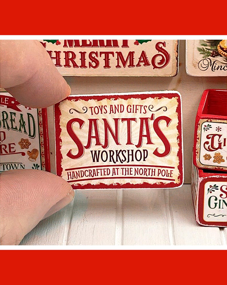 Miniature Santa's Workshop Wooden Sign - Handmade for adult collectors only. Bild 1