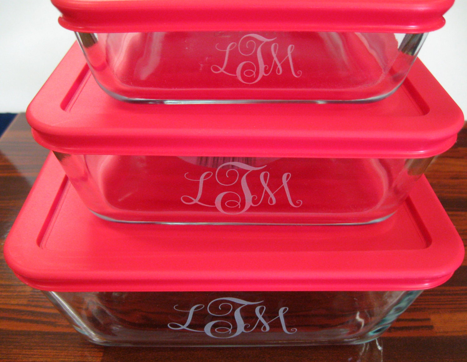 Noknoks Monogrammed Pyrex Glass Storage Dishes Engraved