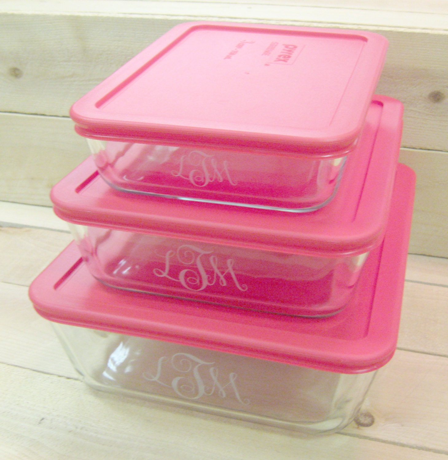 Noknoks Monogrammed Pyrex Glass Storage Dishes Engraved