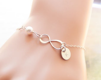 Personalized Infinity Bracelet, Disc Sterling Silver, Bridesmaid Bracelet, Wedding Bracelet, Forever Bracelet, Motherhood, Friendship