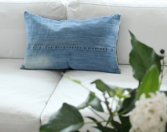 Jeans Pillow in a modern look