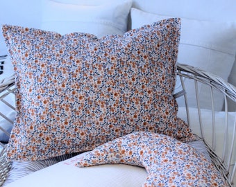 Muslin fabric Pillow in mini-flower print