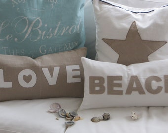 pillow/cushion with message laugh, Soul...