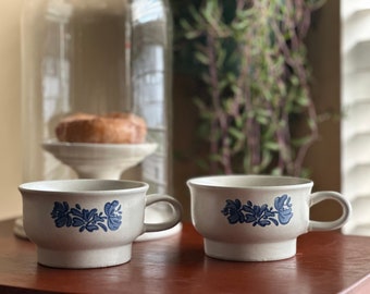 Pfaltzgraff Yorktowne mug set of 4