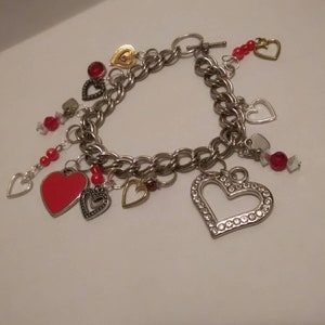 Hand Made Silver Charm Bracelet Heart Charm Bracelet Valentine&#39;s Day Gift Gold and Silver Hearts Charm Bracelet Charm Bracelet Charms