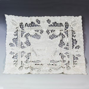 China Silk hand embroidered Wedding handkerchief vintage hankie
