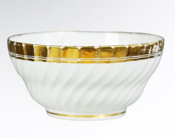 Cuenco antiguo de porcelana Worcester Chamberlain con forma de espiral o gallonado, época georgiana