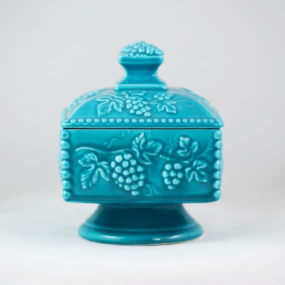 A French Turquoise Opaline Glass Box with Raised Bubbles A French Turquoise Opaline Glass Box with Raised Bubbles