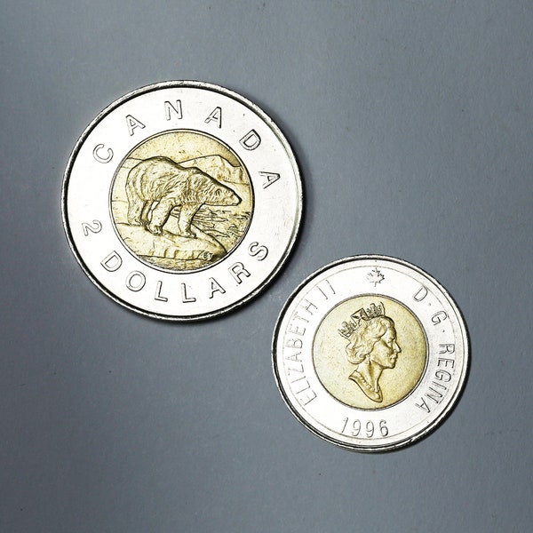 First Toonie 1996 two Dollar Elizabeth II - Polar Bear, Canadian 2 Dollar Coin