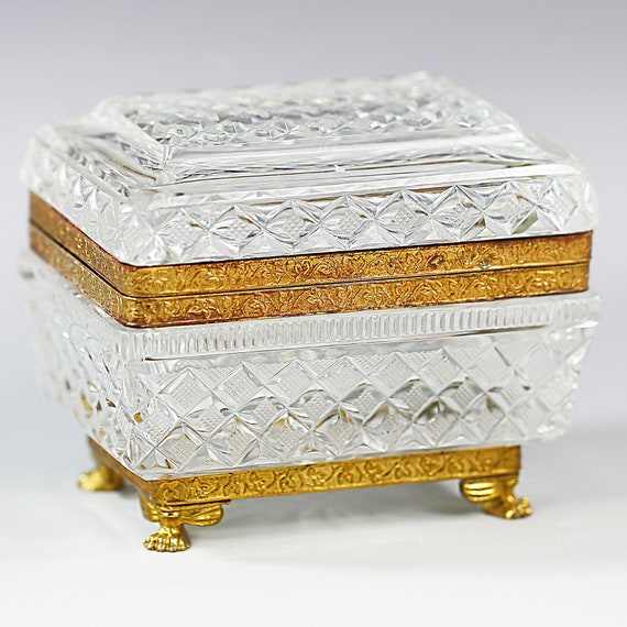 French Pale Lilac Opaline Glass Box with Silvered Bronze Mounts French Pale Lilac Opaline Glass Box with Silvered Bronze Mounts